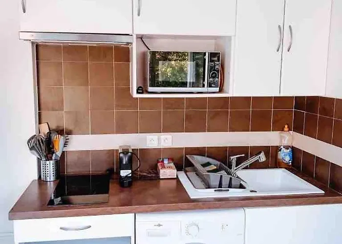 Lägenhet 2 Steps From Bergerie Beach!